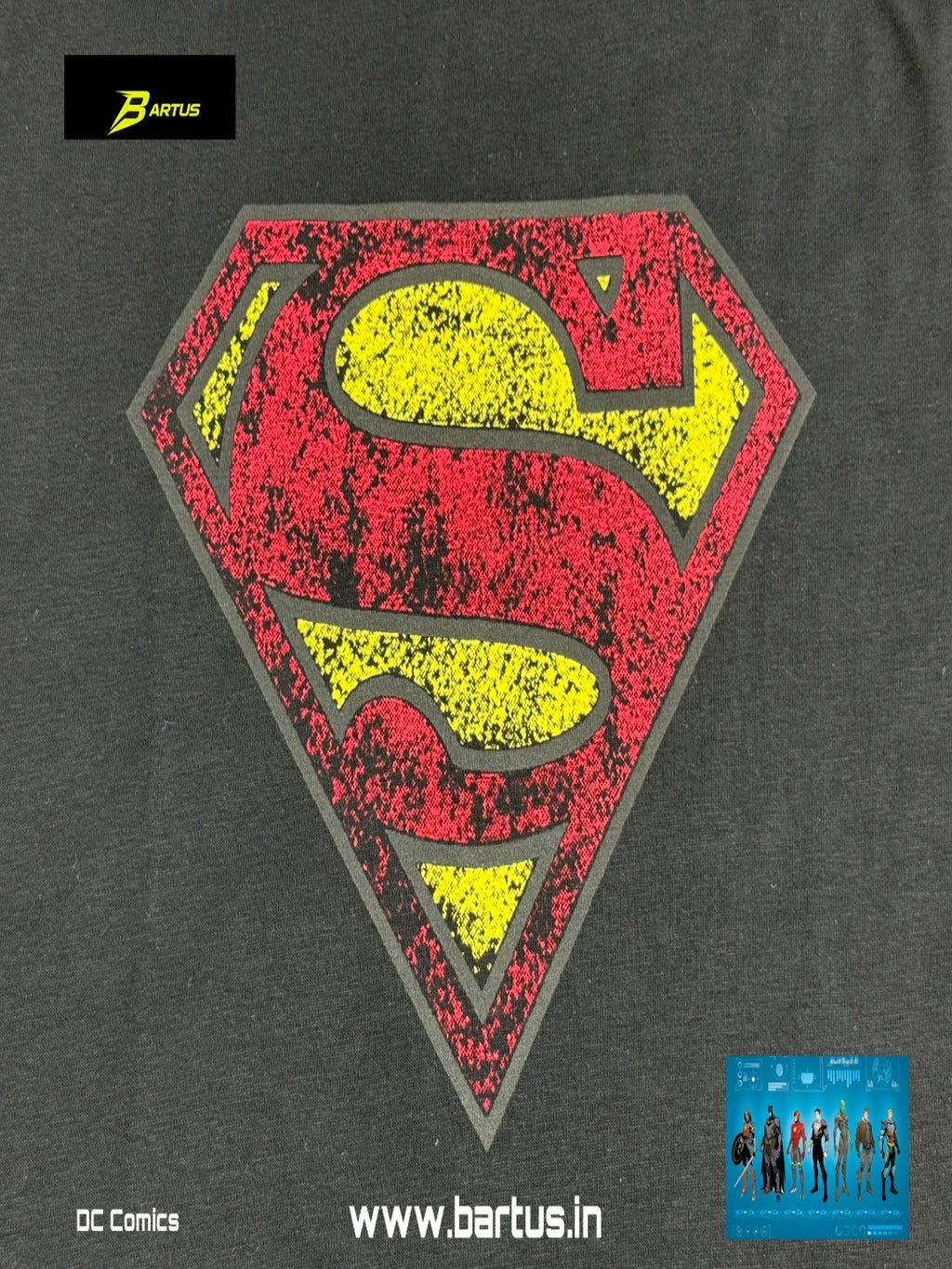 Superman Short Sleeve T-shirt-black / red