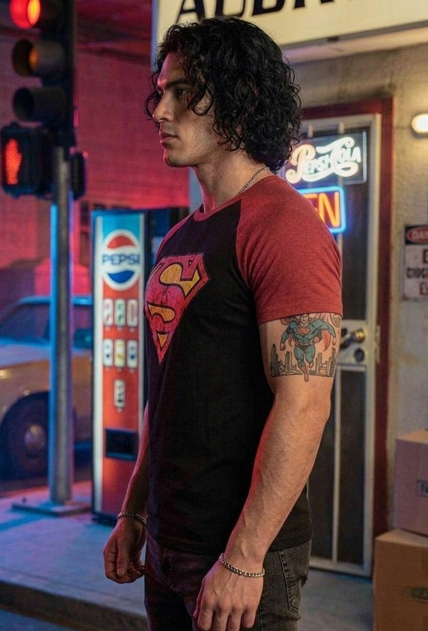 Superman Short Sleeve T-shirt-black / red