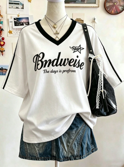 Bartus Letter & Number Print V-Neck T-Shirt,-White