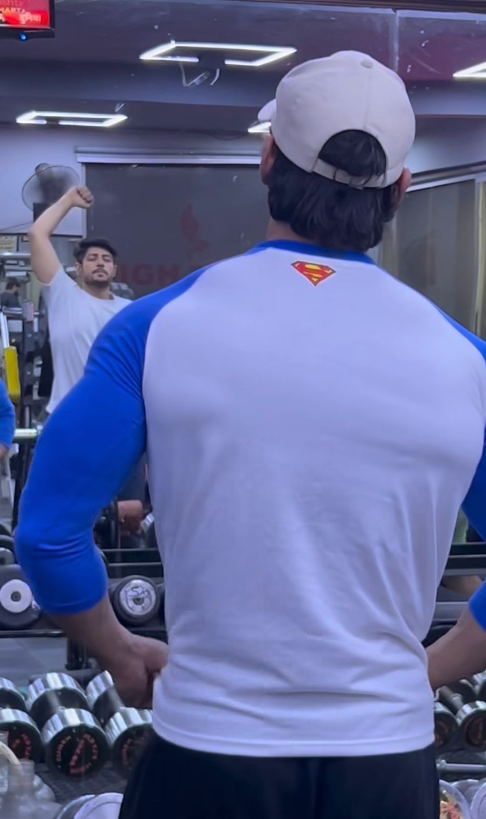 SUPERMAN ASCENT TEE
